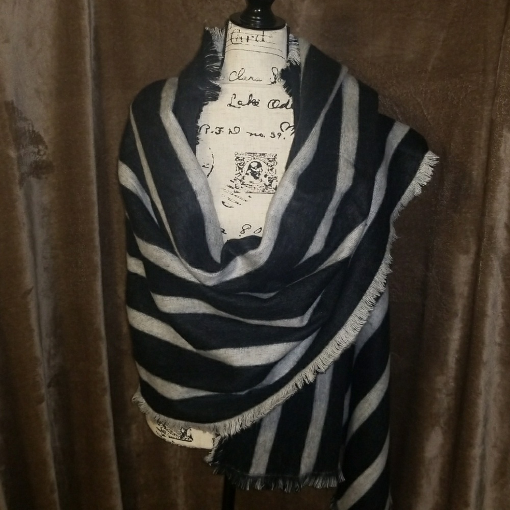 Shawl